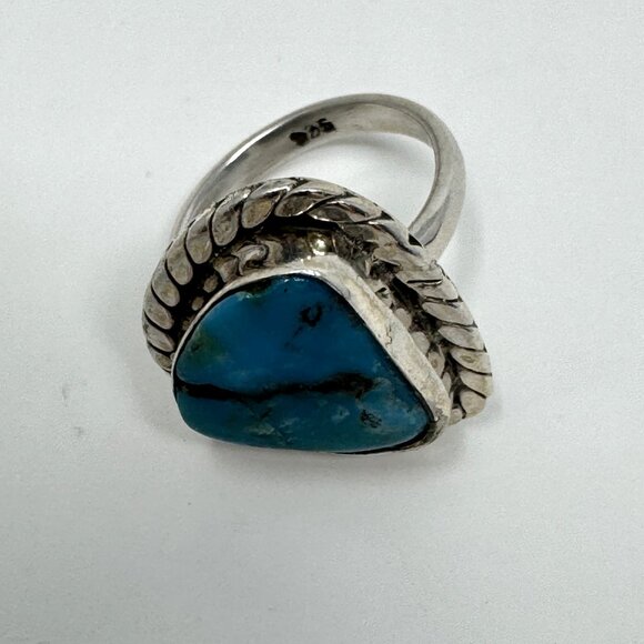 Sterling Silver ring boho style with turquoise gemstone - Picture 4 of 7